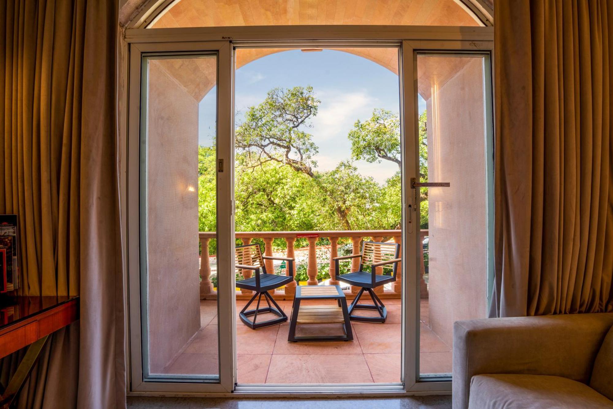 Evershine Resort & Spa Mahābaleshwar Zewnętrze zdjęcie
