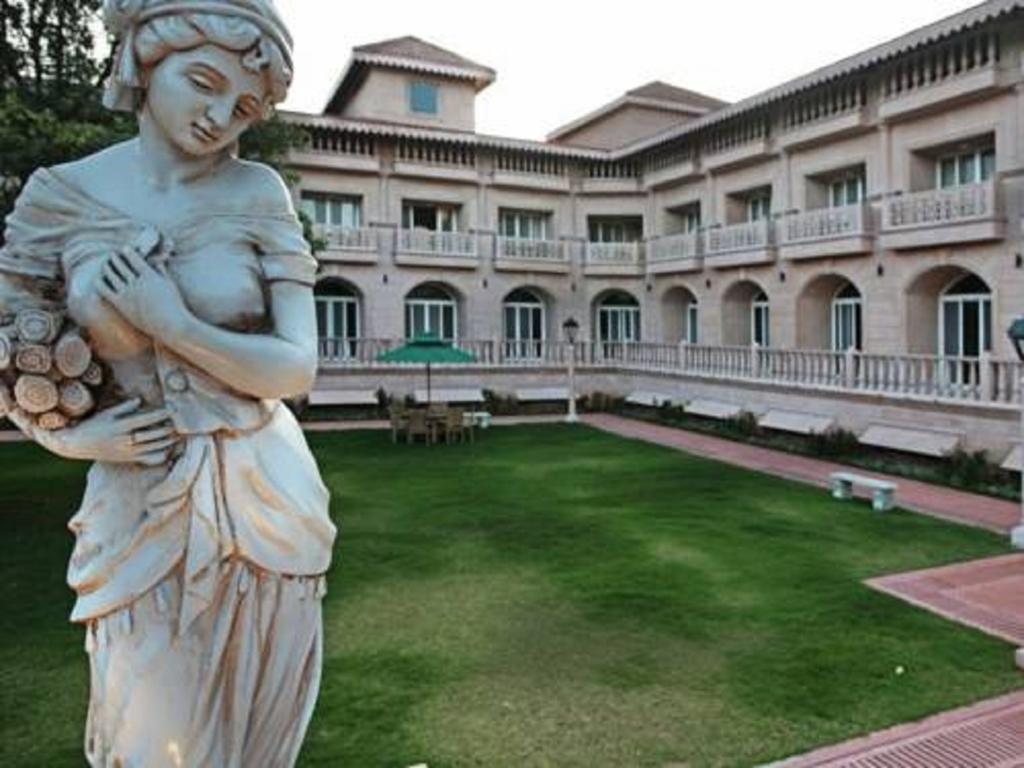 Evershine Resort & Spa Mahābaleshwar Zewnętrze zdjęcie