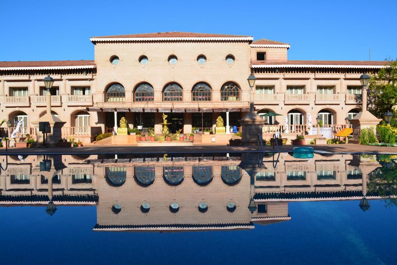 Evershine Resort & Spa Mahābaleshwar Zewnętrze zdjęcie