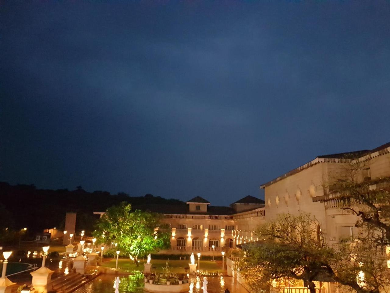 Evershine Resort & Spa Mahābaleshwar Zewnętrze zdjęcie